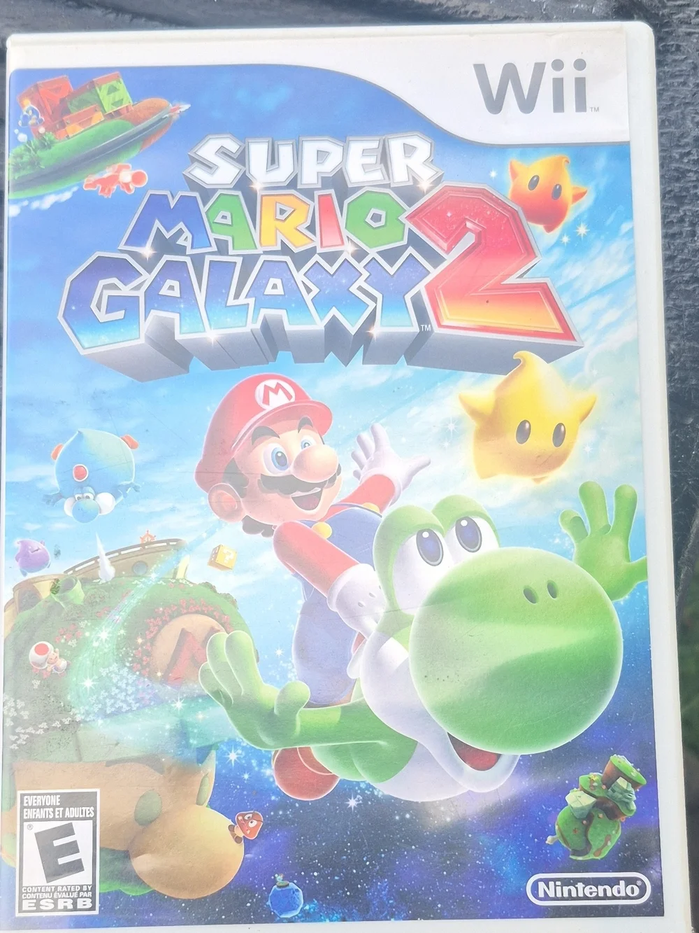 Nintendo Super Mario Galaxy 2 - Blue, Green, Yellow Cover Art (Wii)